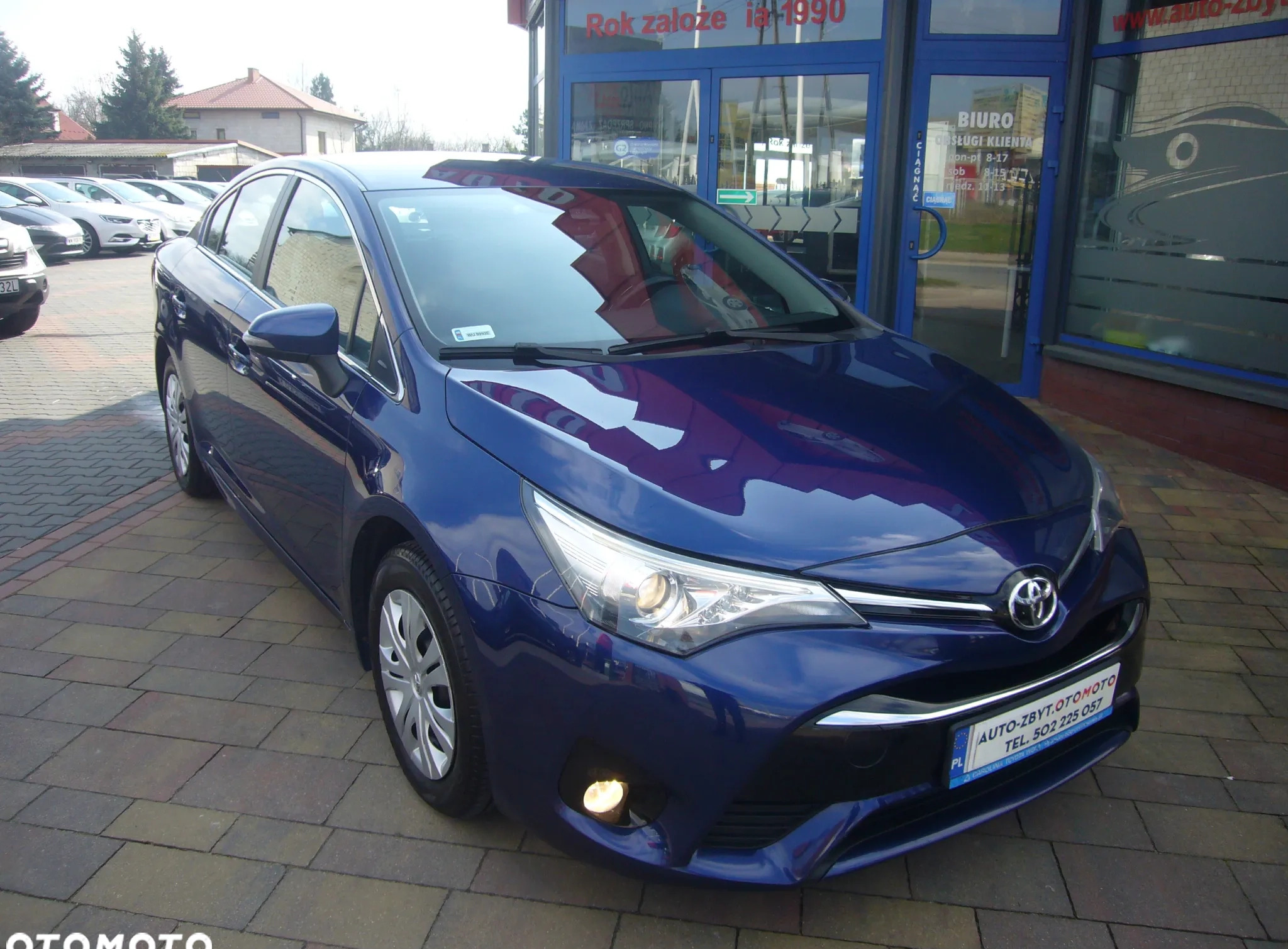 Toyota Avensis cena 48500 przebieg: 195000, rok produkcji 2017 z Piotrków Kujawski małe 211